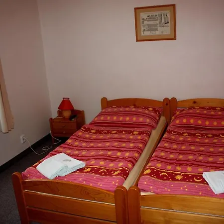 Hotel Diana *