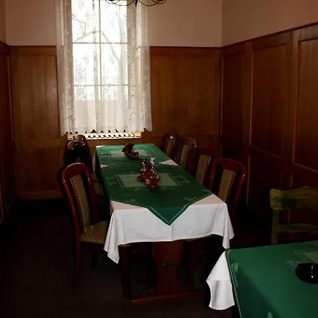 Hotel Diana *
